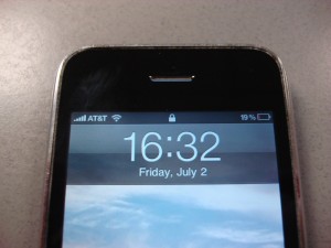 iphone-3gs-reduced-reception-bars-before